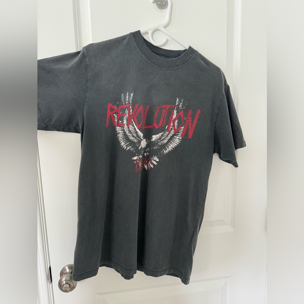 Anine Bing Vintage Black Tee “Revolution”